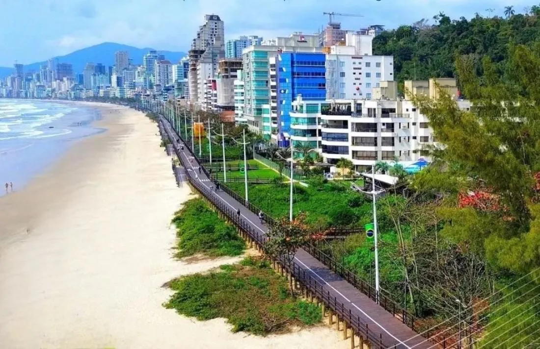 Nova Passarela de Itapema: Um Marco para a Mobilidade e Valorização Imobiliária - Imagem Principal