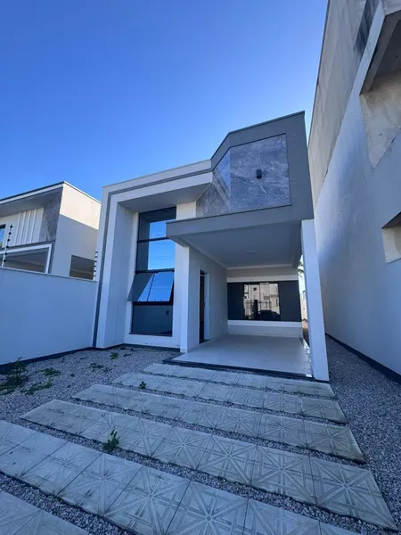 CASA COM 2 DORMITORIOS NO BOSQUE