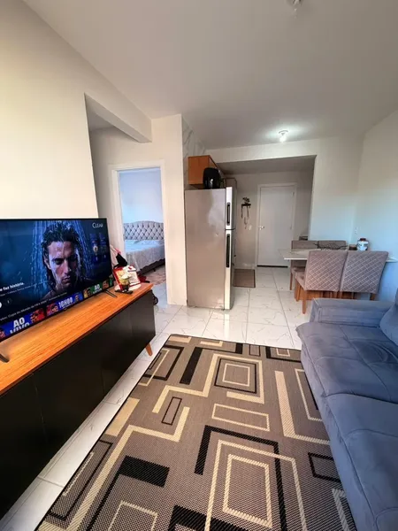 APARTAMENTO NA PRAÇA 2 DORMITORIOS
