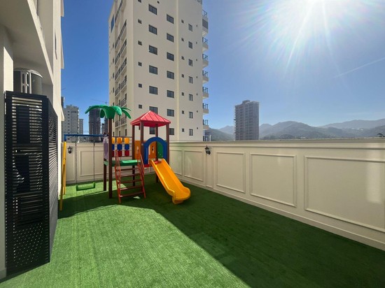 APTO NOVO NO CENTRO DE ITAPEMA, PROXIMO AO MAR