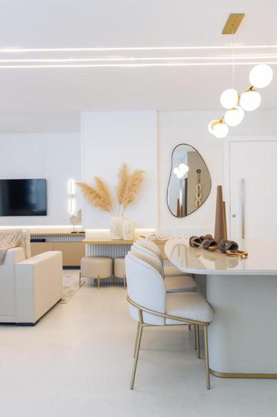 APARTAMENTO DE ALTO PADRÃO FINAMENTE MOBILIADO!