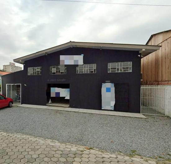 GALPÃO EM ÓTIMA LOCALIZAÇÃO!