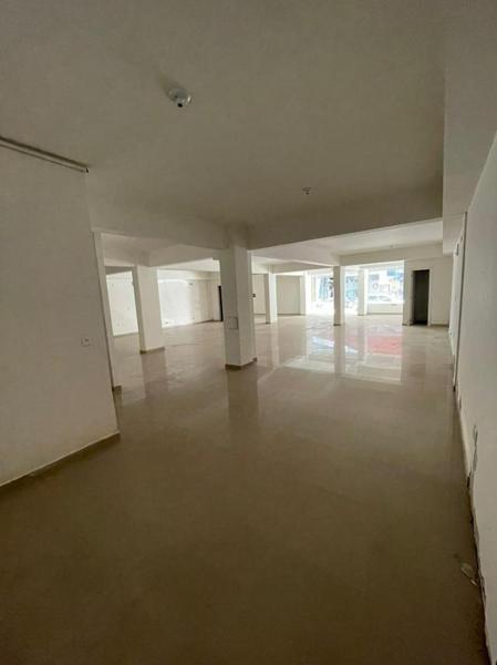 SALA TÉRREA COMERCIAL EM EXCLENTE LOCALIZAÇÃO!