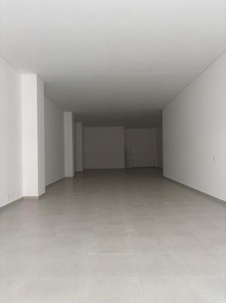 SALA COMERCIAL EM ÓTIMA LOCALIZAÇÃO!