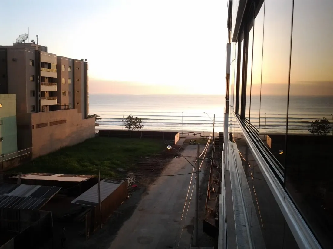 Itapema Meia Praia: Apartamento dos Sonhos e Investimento - Imagem Principal