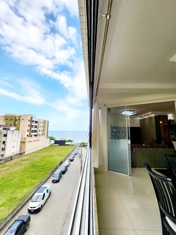Apartamento de Alto Padrão em Itapema: O Melhor Custo-Benefício na Meia Praia - Imagem Principal
