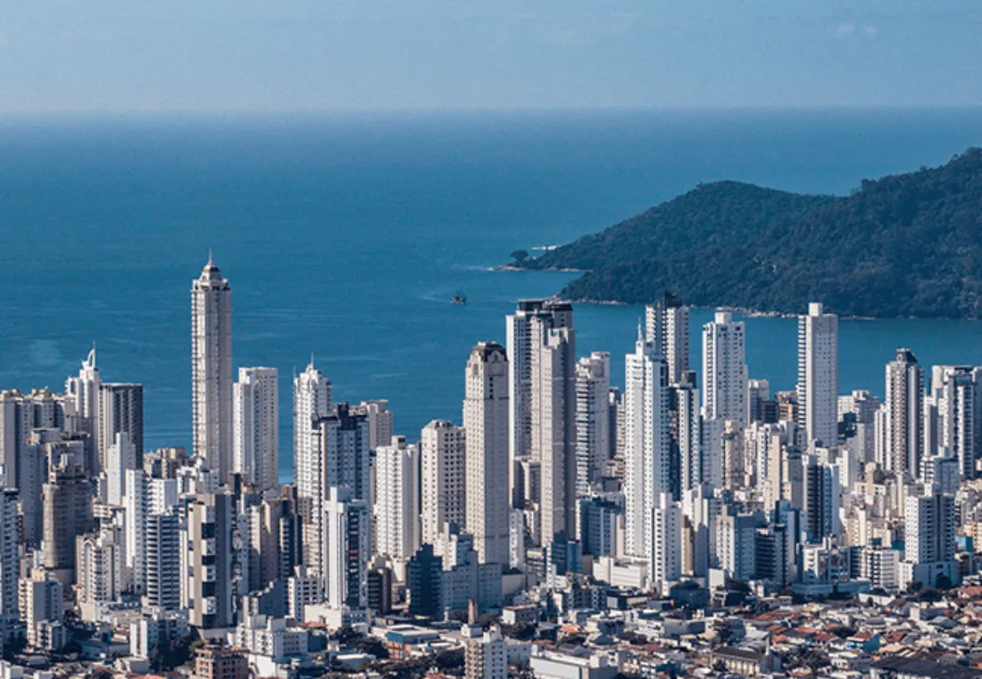 BC Vertical: Luxo, Investimento e o Novo Estilo de Vida - Imagem Principal