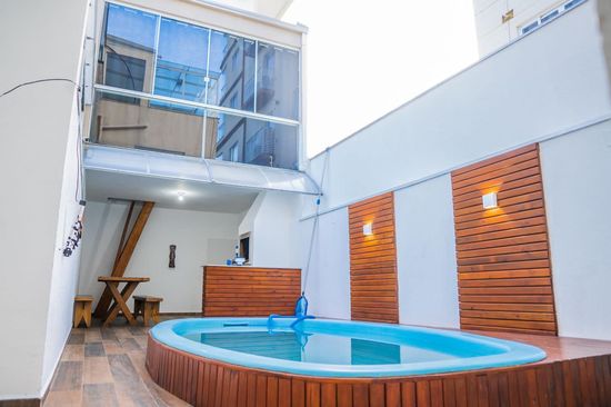 CASA EM PORTO BELO
