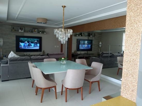 APARTAMNTO 4 SUÍTES COM EXCELENTE LOCALIZAÇÃO