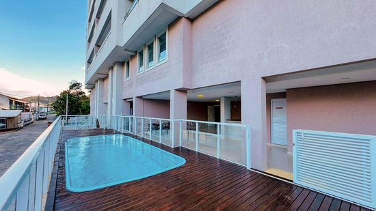 APARTAMENTO EM BOMBAS