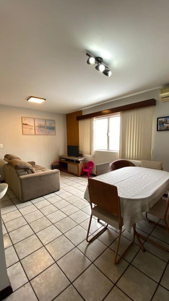 APARTAMENTO NA AVENIDA DE BOMBAS