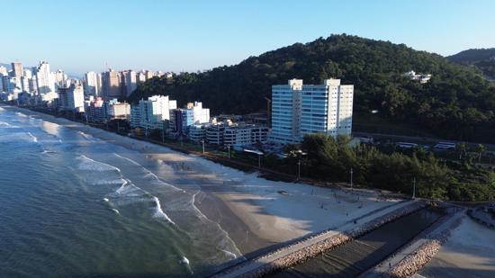 LINDO FRENTE MAR SEMI-MOBILIADO EM ITAPEMA