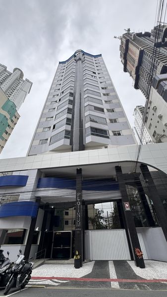 BELO APARTAMENTO PARA LOCAÇÃO PRÓXIMO DA PRAIA