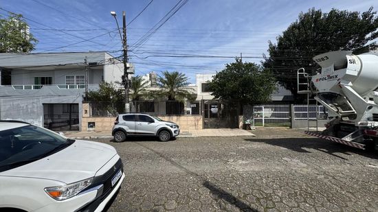 CASA NO CENTRO PARA LOCAÇÃO