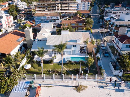 CASA FRENTE MAR, PISCINA, ESPAÇO GOURMET, 4 SUÍTES