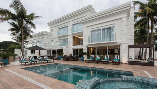 CASA DE LUXO NA MARINA