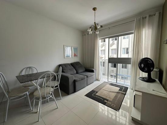 APARTAMENTO DE 1 DORMITÓRIO A 150 METROS DA PRAIA