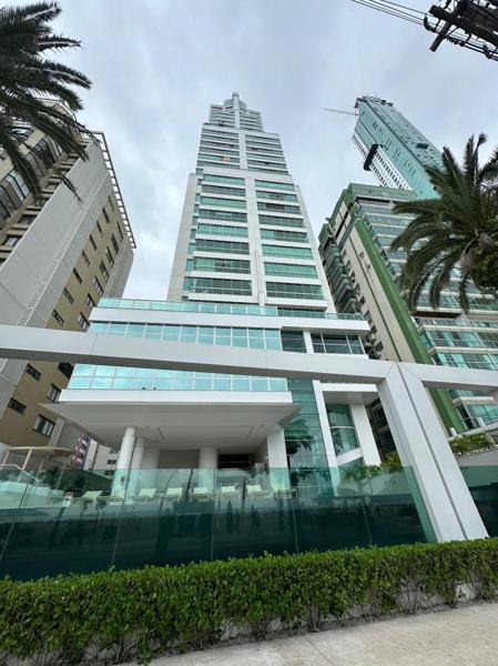 4 SUÍTES FRENTE MAR - EDIFÍCIO METRÓPOLIS