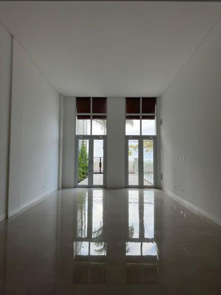 Sala Comercial Aurora 01