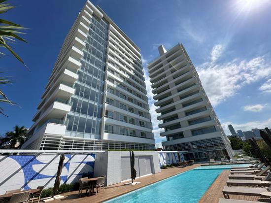 APARTAMENTO NO EDIFÍCIO RIVA - PRAIA BRAVA