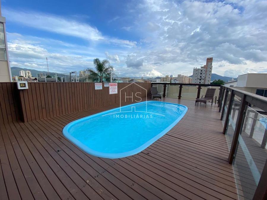 PISCINA E DECK