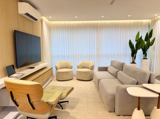 APARTAMENTO SEMIMOBILIADO NO LA SALLE