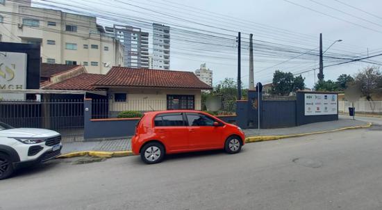 CASA COMERCIAL MEIA PRAIA
