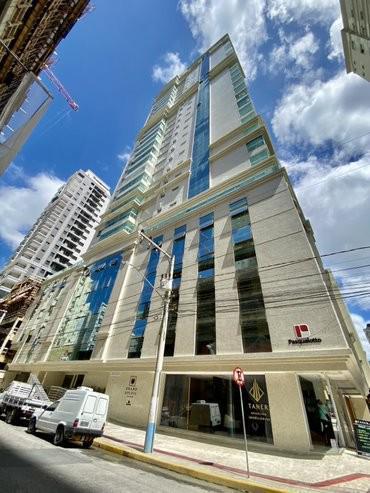 Grand Soleil - Grand Soleil - torre frontal