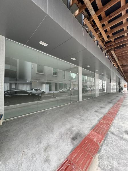 SALAS COMERCIAIS