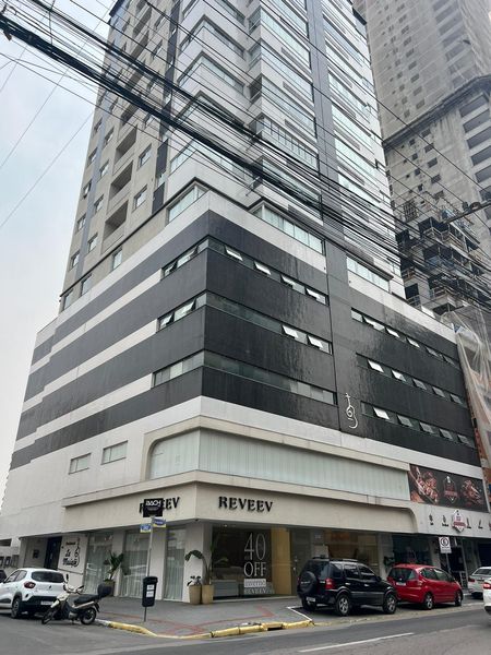 SALA COMERCIAL À VENDA