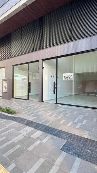SALA COMERCIAL A VENDA EM EXCELENTE LOCALIZAÇÃO