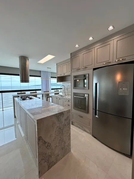 CARTIER RESIDENCE