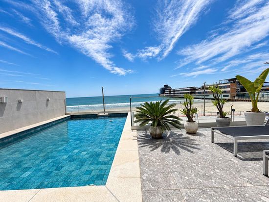 SEU INCRÍVEL FRENTE MAR, NO ALBAMAR RESIDENCE