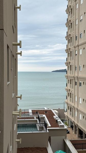MODERNIDADE E ELEGÂNCIA EM UM IMÓVEL EXCLUSIVO