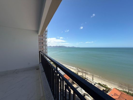APARTAMENTO FRENTE MAR, NO EDIFÍCIO PALAIS ROYAL