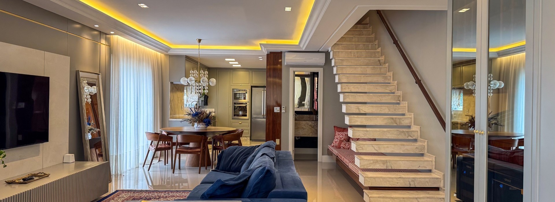 Itapema 4 suítes, 3 vagas, 251m², piscina privativa