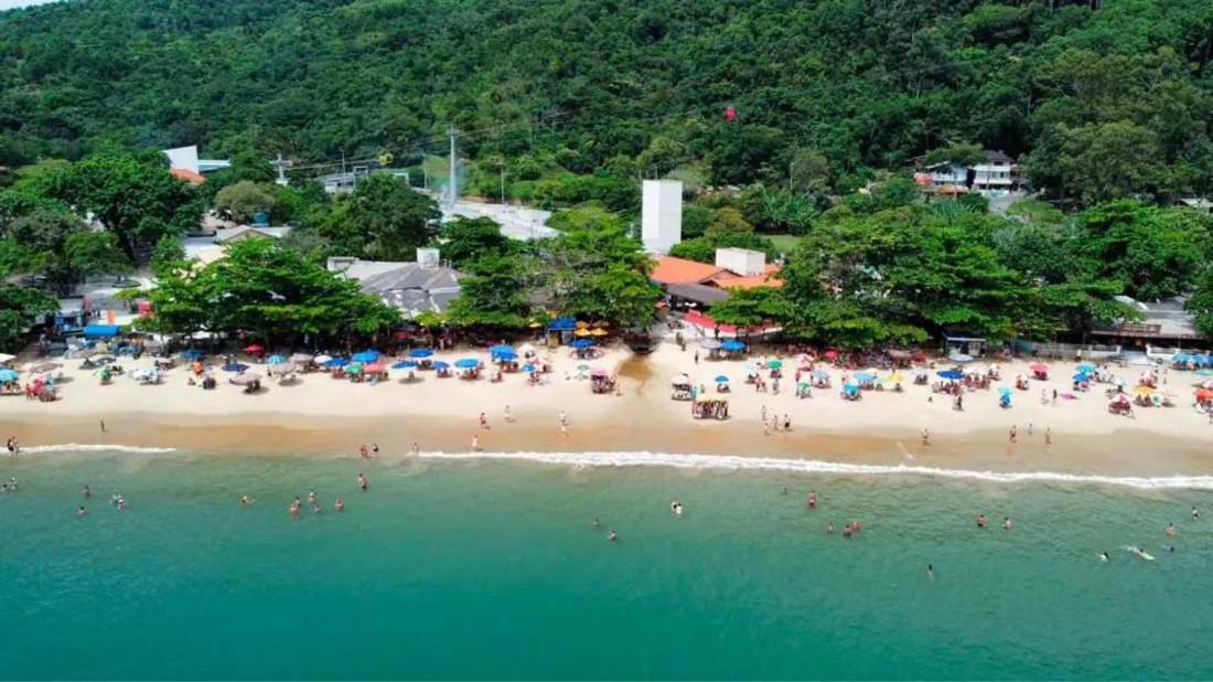 Praia de Laranjeiras: um tesouro guardado em Balneário Camboriú - Imagem Principal