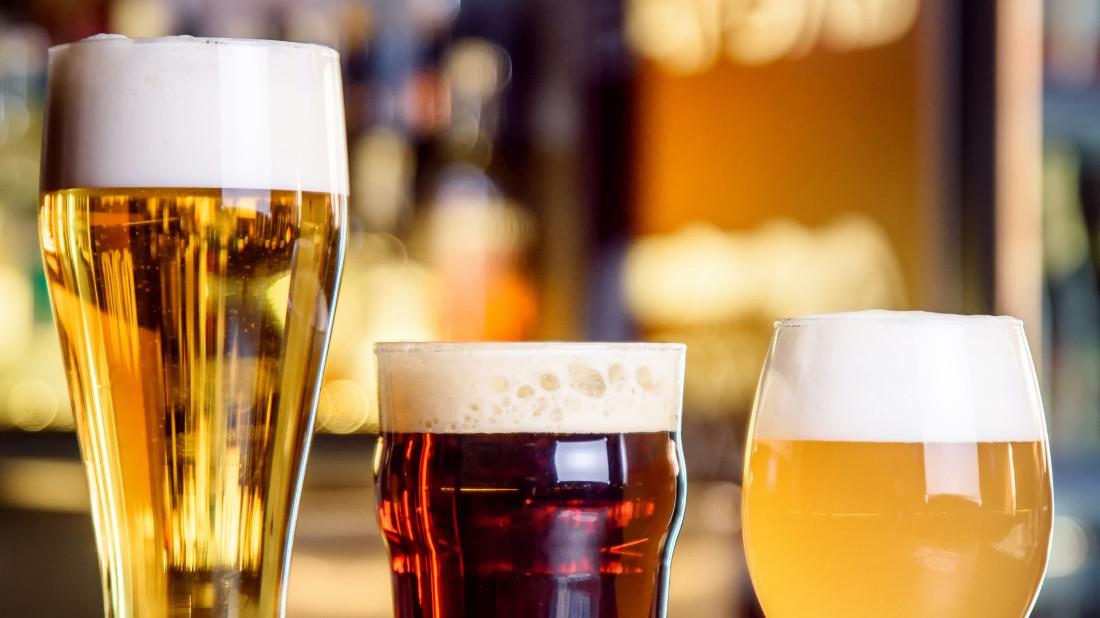 Cerveja, drink e mais: quais os melhores bares de Balneário Camboriú? - Imagem Principal