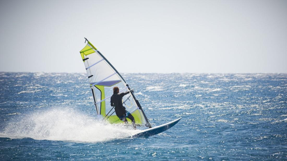 Onde praticar windsurf em Balneário Camboriú? - Imagem Principal