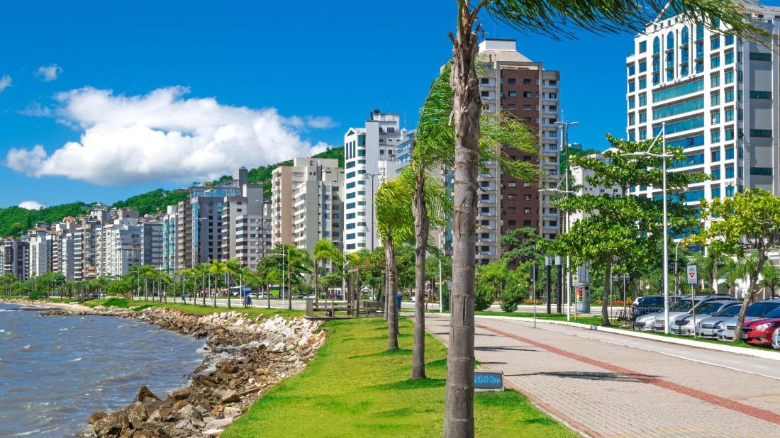 Vale a pena comprar um apartamento no litoral de Santa Catarina? - Imagem Principal