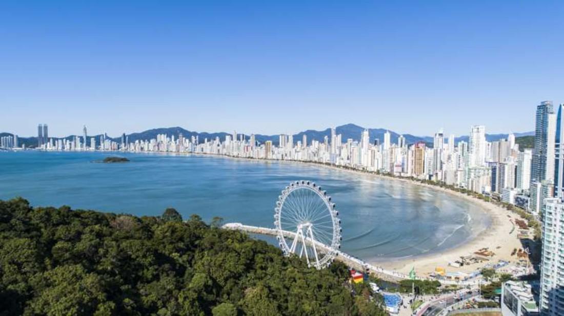 Balneário Camboriú: O Mercado Imobiliário que Conquista Investidores e Encanta Turistas - Imagem Principal