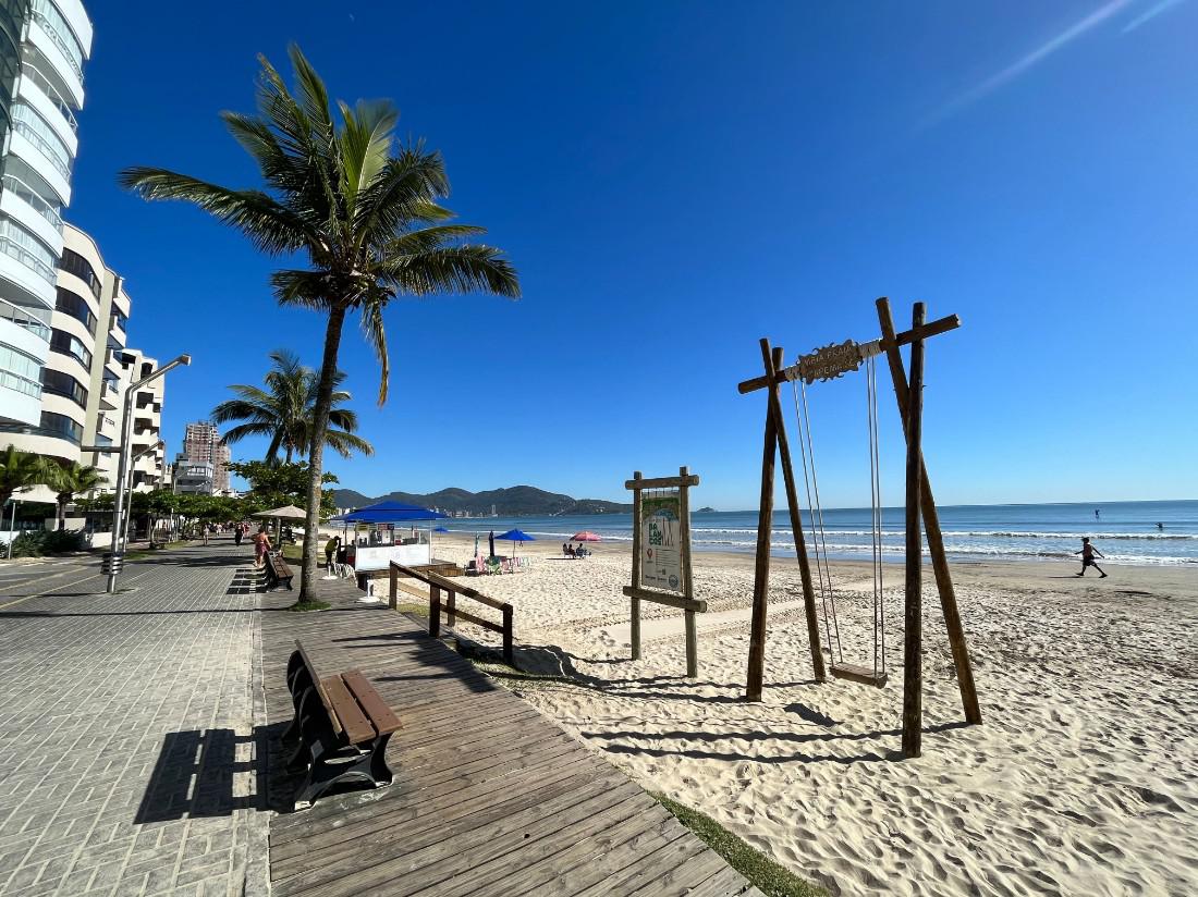 O Charme de Itapema no Pôr do Sol: Uma Experiência que Vai Além da Vista - Imagem Principal