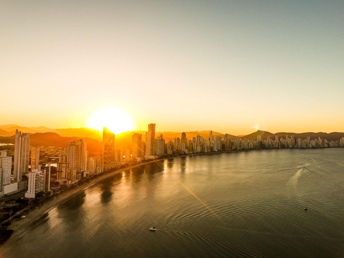 3 bons motivos para morar em Balneário Camboriú - Imagem Principal