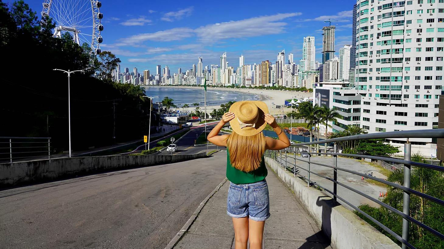 Balneário Camboriú: O Mercado Imobiliário que Conquista Investidores e Encanta Turistas - Bloco adicional 1