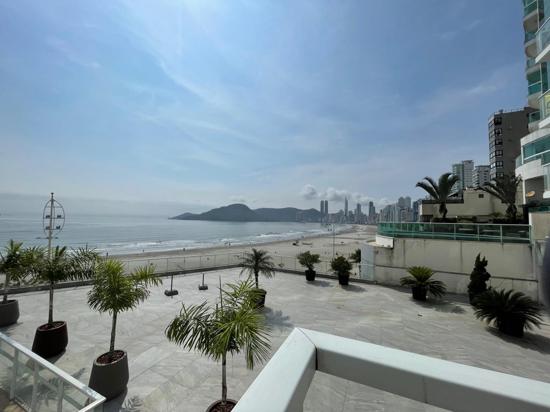 APARTAMENTO ED. IMPERATRIZ EM BALNEÁRIO CAMBORIÚ