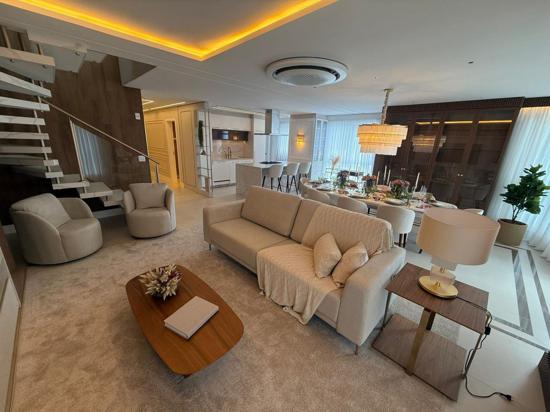 COBERTURA DUPLEX ED OLIMPIA EM BALNEÁRIO CAMBORIÚ