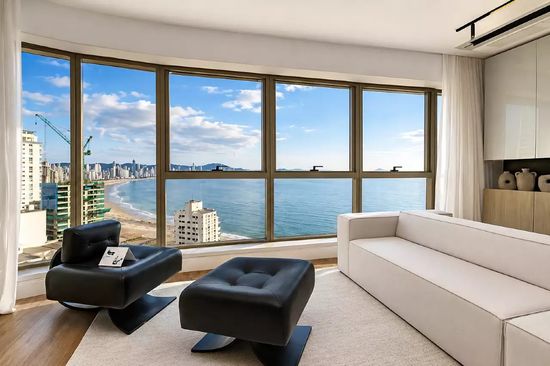 APARTAMENTO NO ED YACHTHOUSE EM BALNEÁRIO CAMBORIÚ