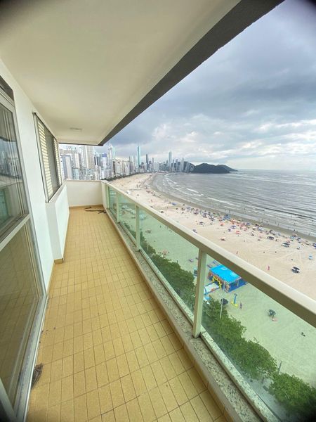 APARTAMENTO NO ED AQUARIUS EM BALNEÁRIO CAMBORIÚ