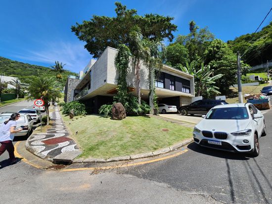 CASA HORIZONTE