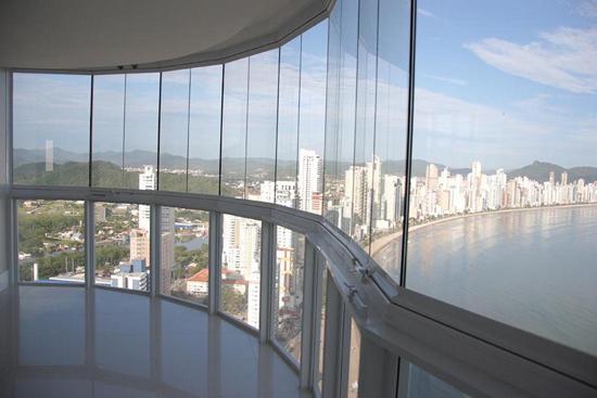 COBERTURA NO IBIZA TOWERS EM BALNEÁRIO CAMBORIÚ